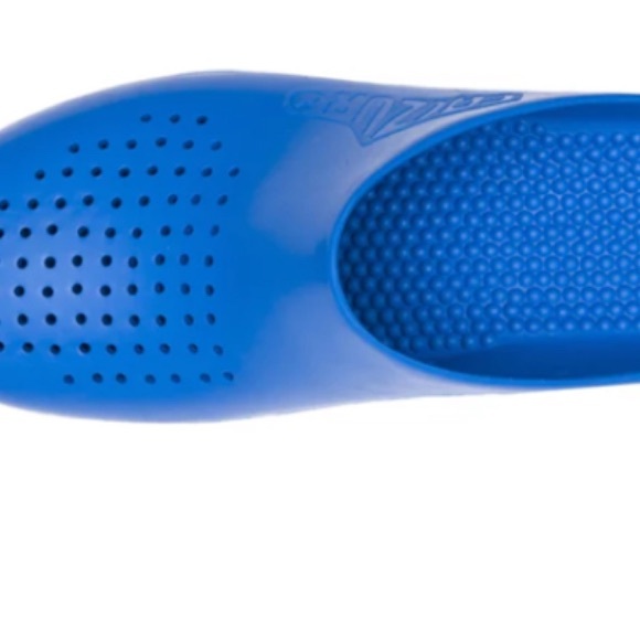 Calzuro Classic Clogs - Picture 10 of 10